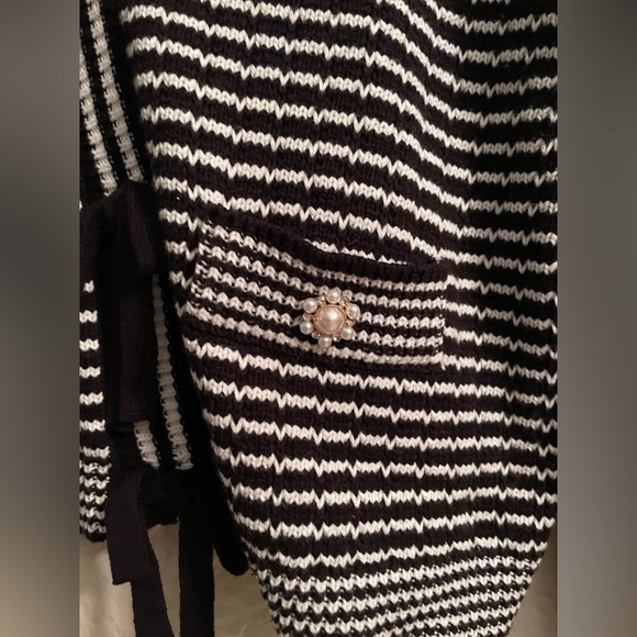 Nicole Miller black/white striped cardigan with pearl buttons, black bows;size L - Picture 2 of 8